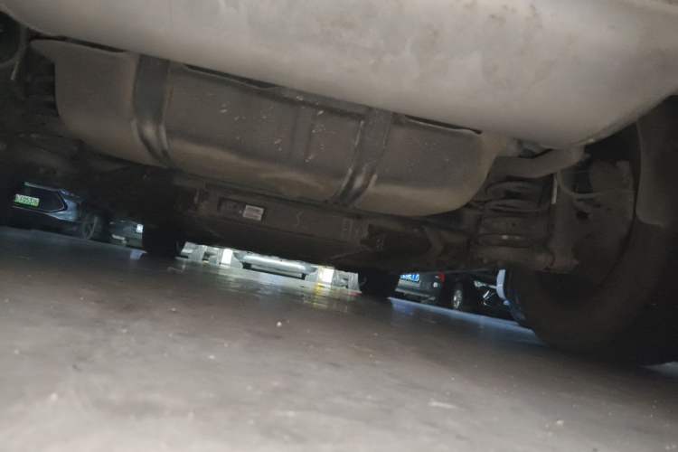 Used BYD Destroyer 05 2023 Champion Edition DM-i 120KM Luxury Model Chassis Rear