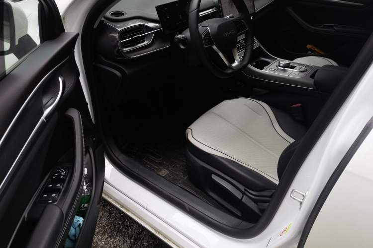 Used BYD Destroyer 05 2023 Champion Edition DM-i 55KM Luxury Model Driver Seat