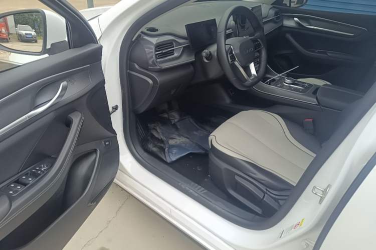 Used BYD Destroyer 05 2023 Champion Edition DM-i 55KM Luxury Model Driver Seat