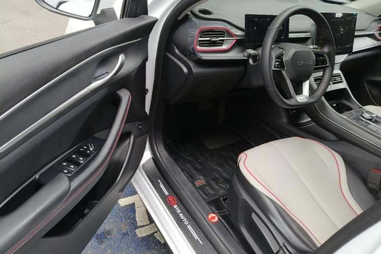 Used BYD Destroyer 05 2023 Champion Edition DM-i 55KM Luxury Model Driver Seat