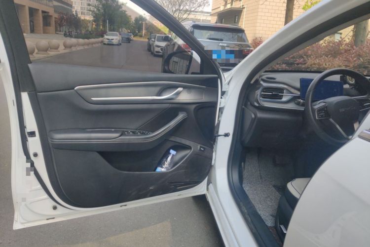 Used BYD Destroyer 05 2023 Champion Edition DM-i 120KM Prestige Model Driver Seat