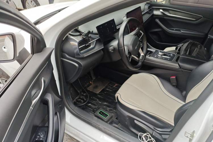 Used BYD Destroyer 05 2023 Champion Edition DM-i 55KM Luxury Model Driver Seat