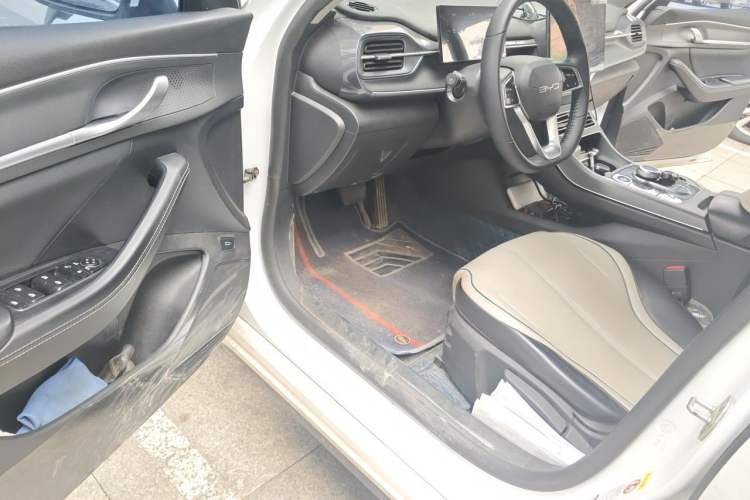 Used BYD Destroyer 05 2023 Champion Edition DM-i 55KM Luxury Model Driver Seat