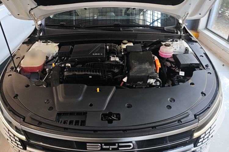 Used BYD Destroyer 05 2023 Champion Edition DM-i 120KM Prestige Model Engine Bay