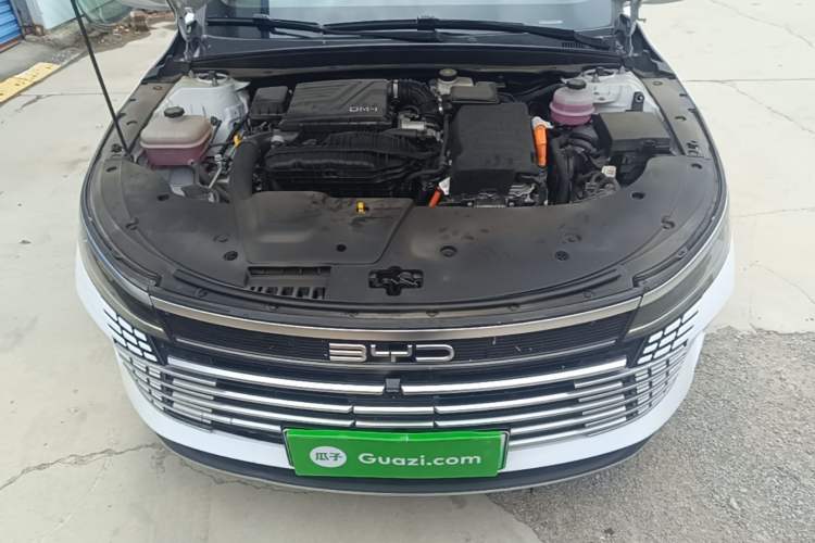 Used BYD Destroyer 05 2023 Champion Edition DM-i 55KM Luxury Model Engine Bay