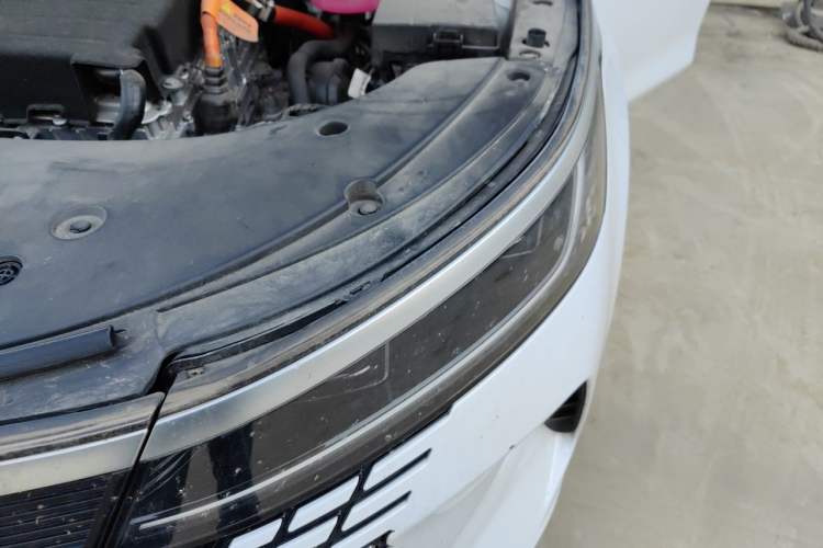 Used BYD Destroyer 05 2023 Champion Edition DM-i 55KM Luxury Model Engine Bay Left