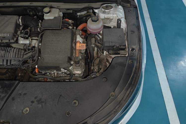 Used BYD Destroyer 05 2023 Champion Edition DM-i 120KM Prestige Model Engine Bay Left