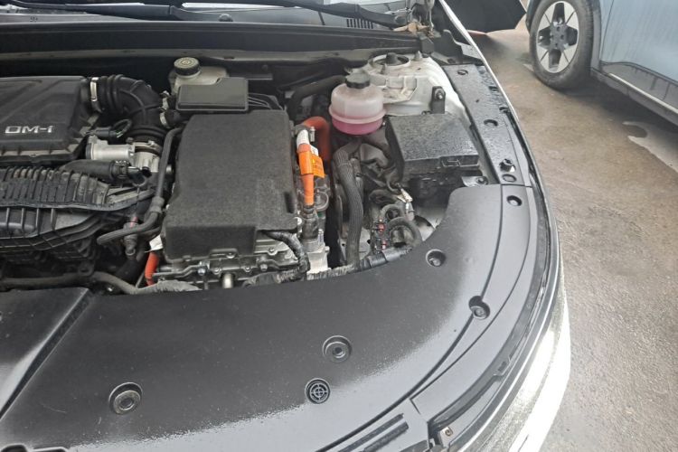 Used BYD Destroyer 05 2023 Champion Edition DM-i 55KM Luxury Model Engine Bay Left