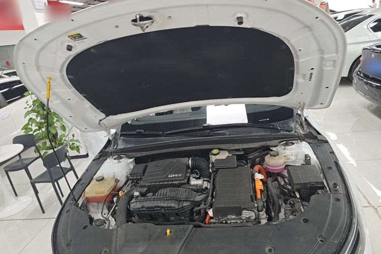 Used BYD Destroyer 05 2023 Champion Edition DM-i 55KM Luxury Model Engine Bay