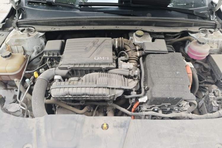 Used BYD Destroyer 05 2023 Champion Edition DM-i 55KM Luxury Model Engine Bay