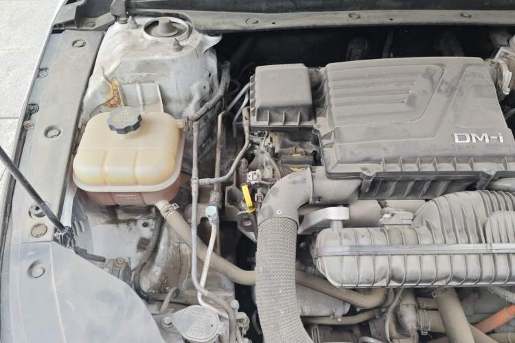 Used BYD Destroyer 05 2023 Champion Edition DM-i 55KM Luxury Model Engine Bay Right