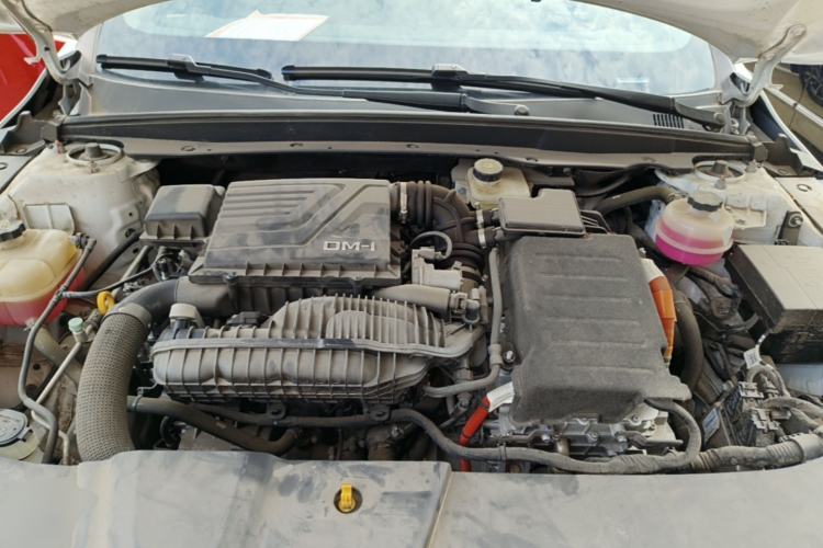 Used BYD Destroyer 05 2023 Champion Edition DM-i 55KM Luxury Model Engine Bay