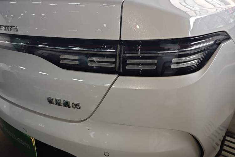 Used BYD Destroyer 05 2023 Champion Edition DM-i 55KM Luxury Model Exterior 3