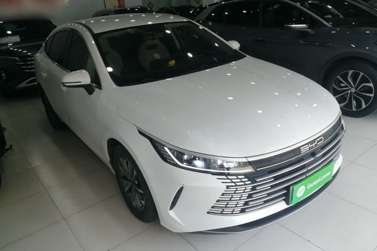 Used BYD Destroyer 05 2023 Champion Edition DM-i 55KM Luxury Model Front Right 45 Deg