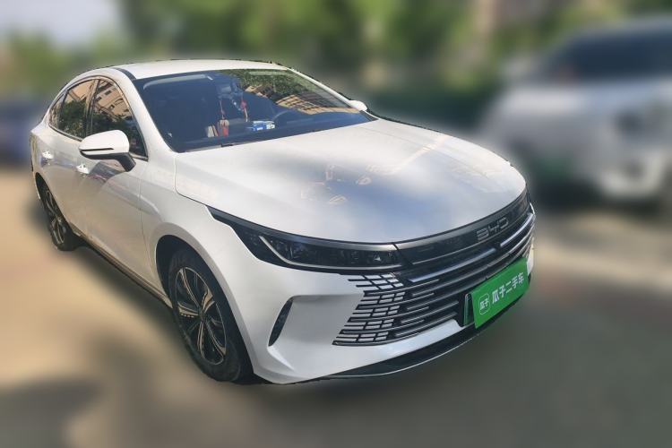 Used BYD Destroyer 05 2023 Champion Edition DM-i 120KM Prestige Model Front Right 45 Deg