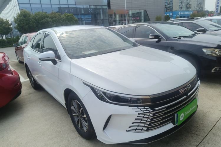 Used BYD Destroyer 05 2023 Champion Edition DM-i 55KM Luxury Model Front Right 45 Deg
