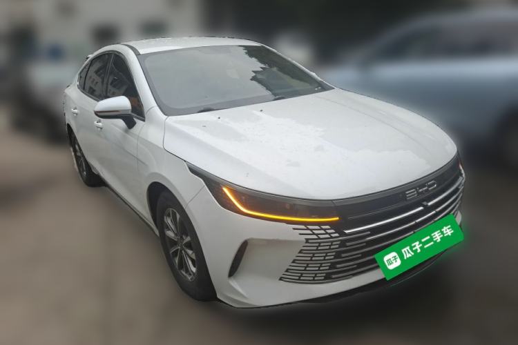 Used BYD Destroyer 05 2023 Champion Edition DM-i 55KM Luxury Model Front Right 45 Deg