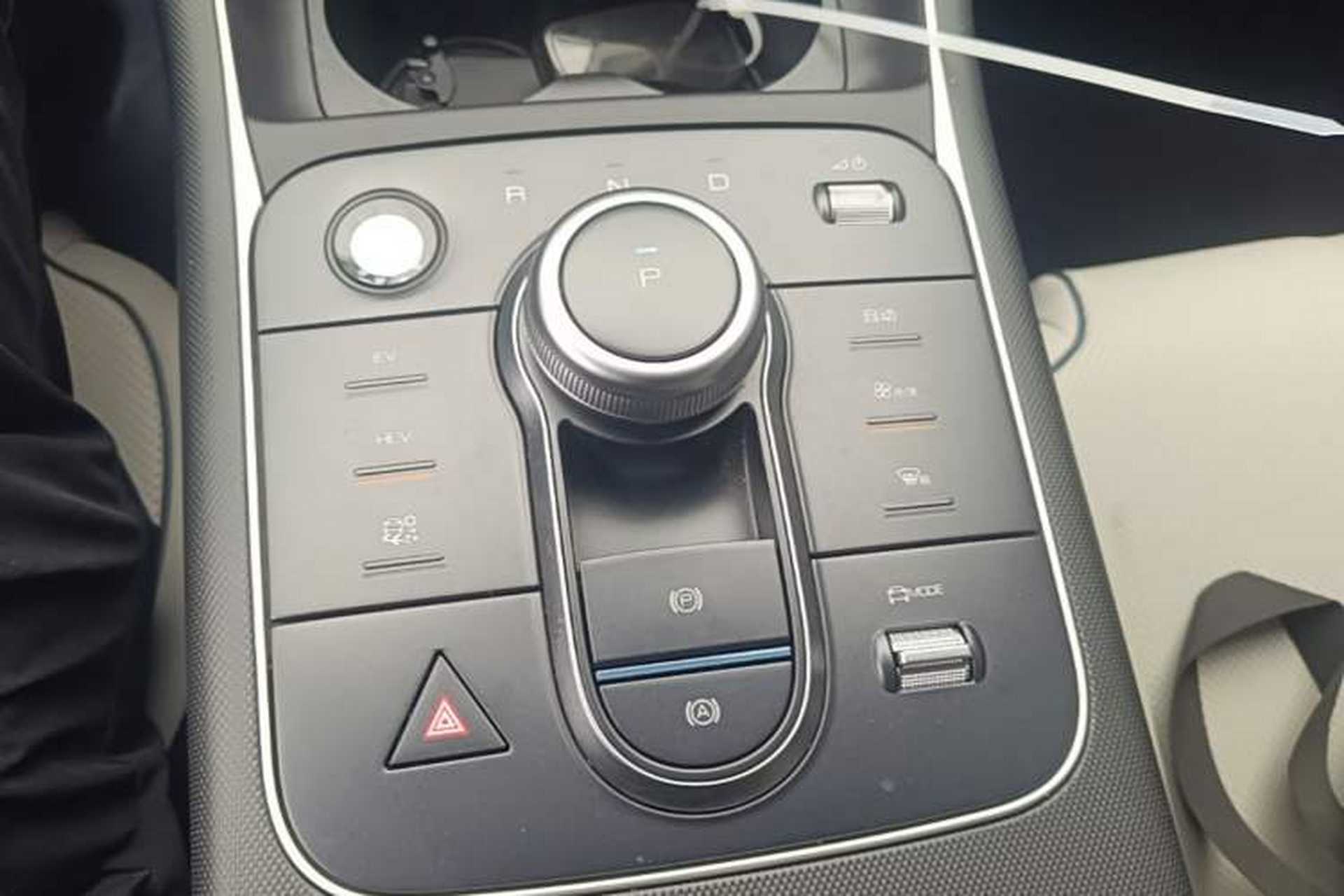 Used BYD Destroyer 05 2023 Champion Edition DM-i 55KM Luxury Model Gear Lever