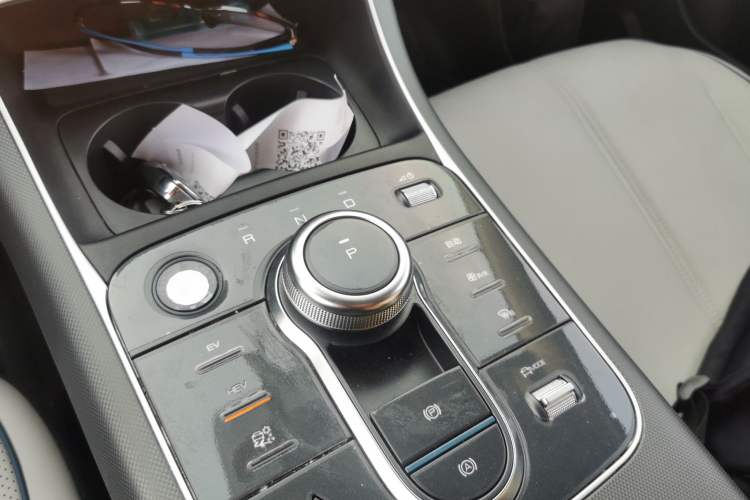 Used BYD Destroyer 05 2023 Champion Edition DM-i 55KM Luxury Model Gear Lever