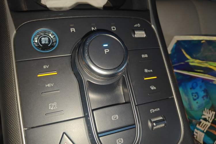 Used BYD Destroyer 05 2023 Champion Edition DM-i 120KM Prestige Model Gear Lever
