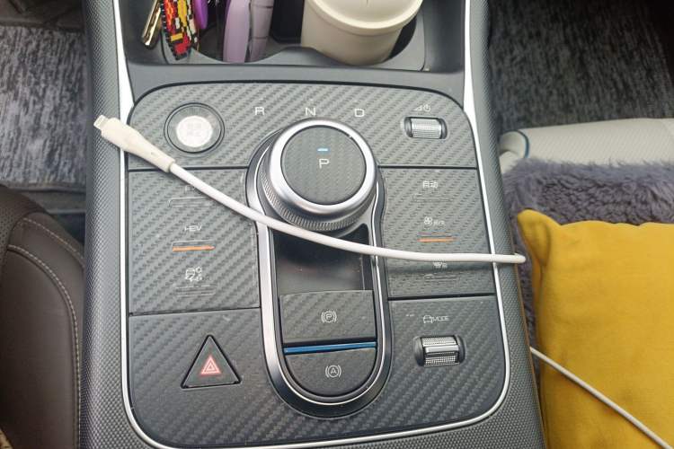 Used BYD Destroyer 05 2023 Champion Edition DM-i 55KM Prestige Model Gear Lever