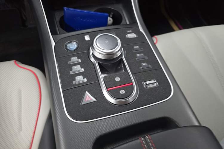 Used BYD Destroyer 05 2023 Champion Edition DM-i 55KM Luxury Model Gear Lever
