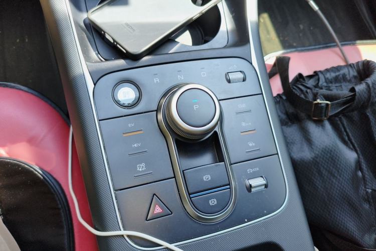 Used BYD Destroyer 05 2023 Champion Edition DM-i 120KM Prestige Model Gear Lever