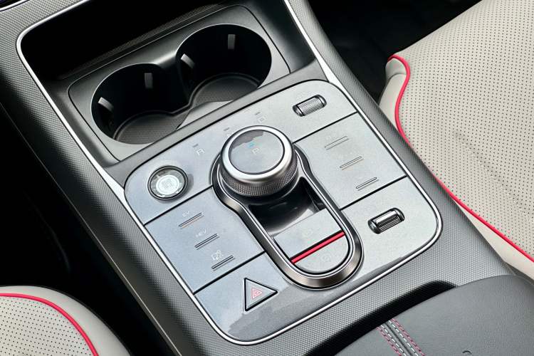 Used BYD Destroyer 05 2023 Champion Edition DM-i 55KM Luxury Model Gear Lever