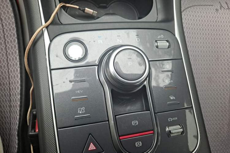 Used BYD Destroyer 05 2023 Champion Edition DM-i 55KM Luxury Model Gear Lever