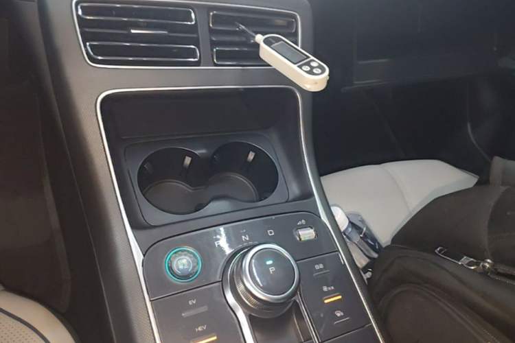 Used BYD Destroyer 05 2023 Champion Edition DM-i 120KM Luxury Model Gear Lever