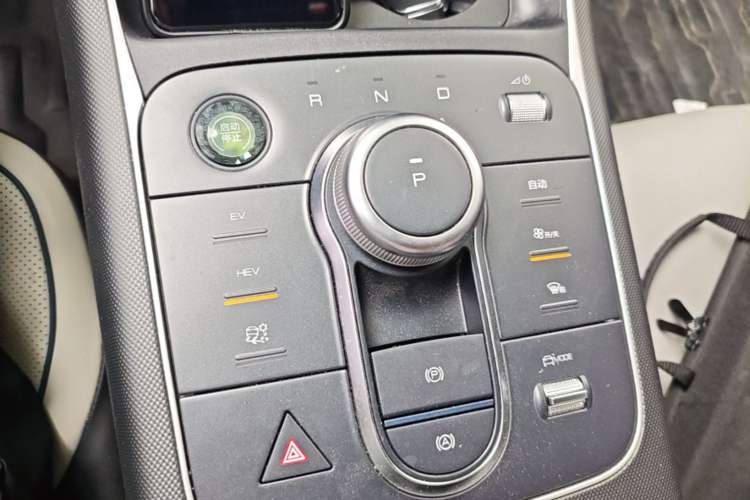 Used BYD Destroyer 05 2023 Champion Edition DM-i 55KM Luxury Model Gear Lever