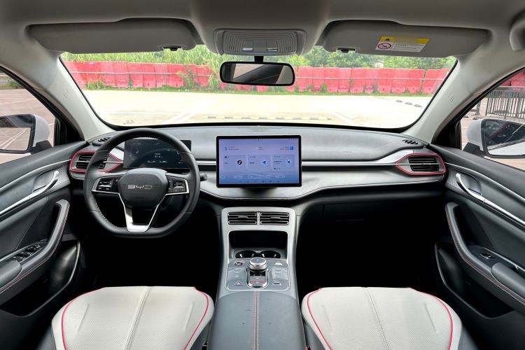 Used BYD Destroyer 05 2023 Champion Edition DM-i 55KM Luxury Model Interior 3
