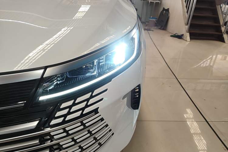 Used BYD Destroyer 05 2023 Champion Edition DM-i 55KM Luxury Model Left Front Headlight