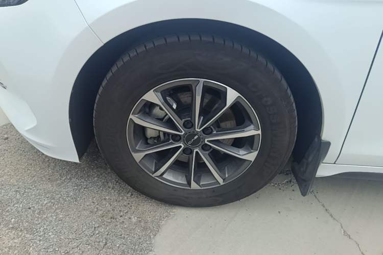 Used BYD Destroyer 05 2023 Champion Edition DM-i 55KM Luxury Model Left Front Wheel Hub