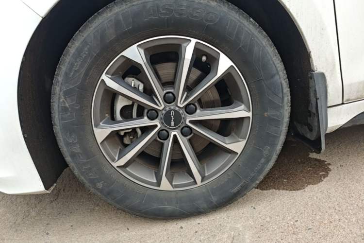 Used BYD Destroyer 05 2023 Champion Edition DM-i 55KM Luxury Model Left Front Wheel Hub