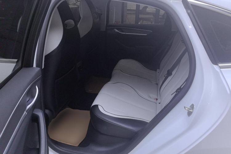 Used BYD Destroyer 05 2023 Champion Edition DM-i 120KM Prestige Model Left Rear Seat
