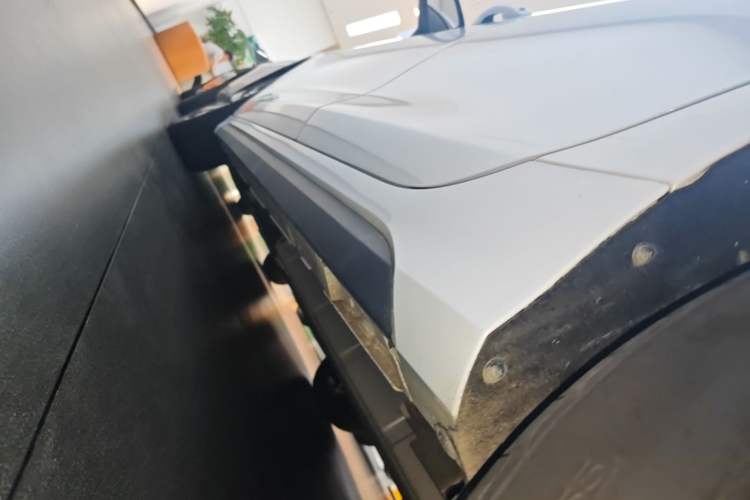Used BYD Destroyer 05 2023 Champion Edition DM-i 120KM Prestige Model Left Side Sill