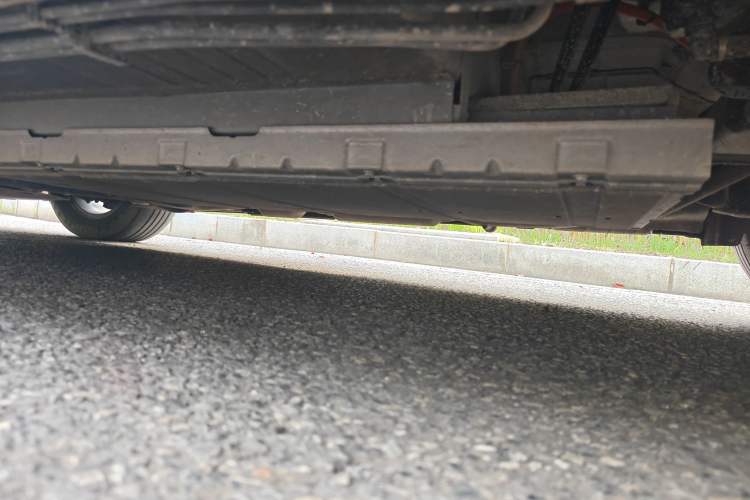 Used BYD Destroyer 05 2023 Champion Edition DM-i 55KM Prestige Model Left Side Sill