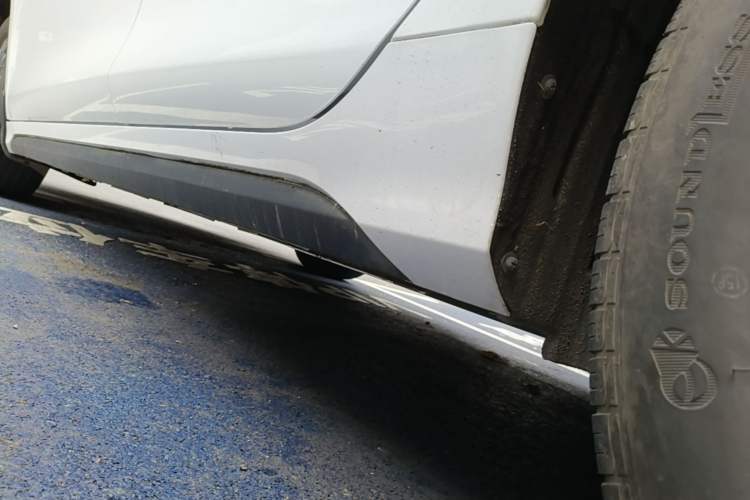Used BYD Destroyer 05 2023 Champion Edition DM-i 55KM Luxury Model Left Side Sill