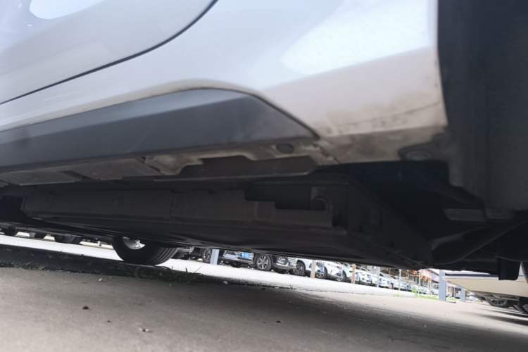 Used BYD Destroyer 05 2023 Champion Edition DM-i 120KM Luxury Model Left Side Sill