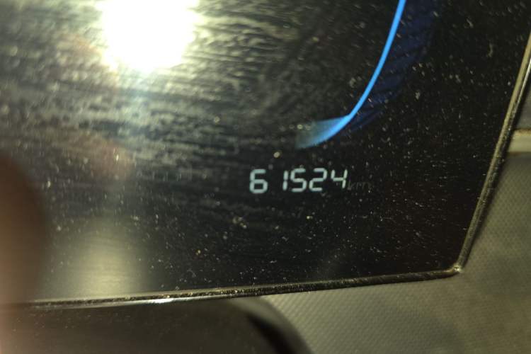 Used BYD Destroyer 05 2023 Champion Edition DM-i 55KM Luxury Model Odometer Close Up
