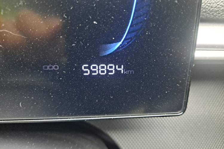 Used BYD Destroyer 05 2023 Champion Edition DM-i 55KM Luxury Model Odometer Close Up