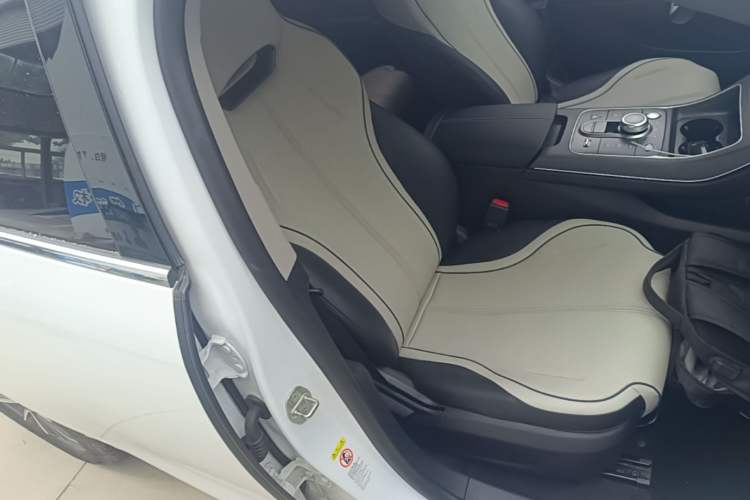 Used BYD Destroyer 05 2023 Champion Edition DM-i 55KM Luxury Model Right Front Seat