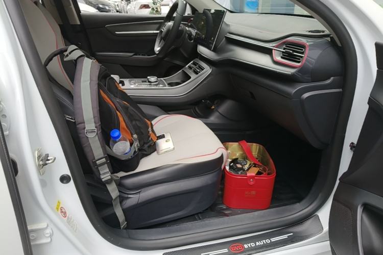 Used BYD Destroyer 05 2023 Champion Edition DM-i 55KM Luxury Model Right Front Seat