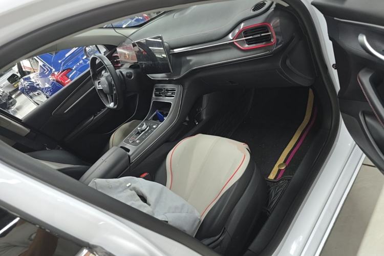 Used BYD Destroyer 05 2023 Champion Edition DM-i 55KM Luxury Model Right Front Seat