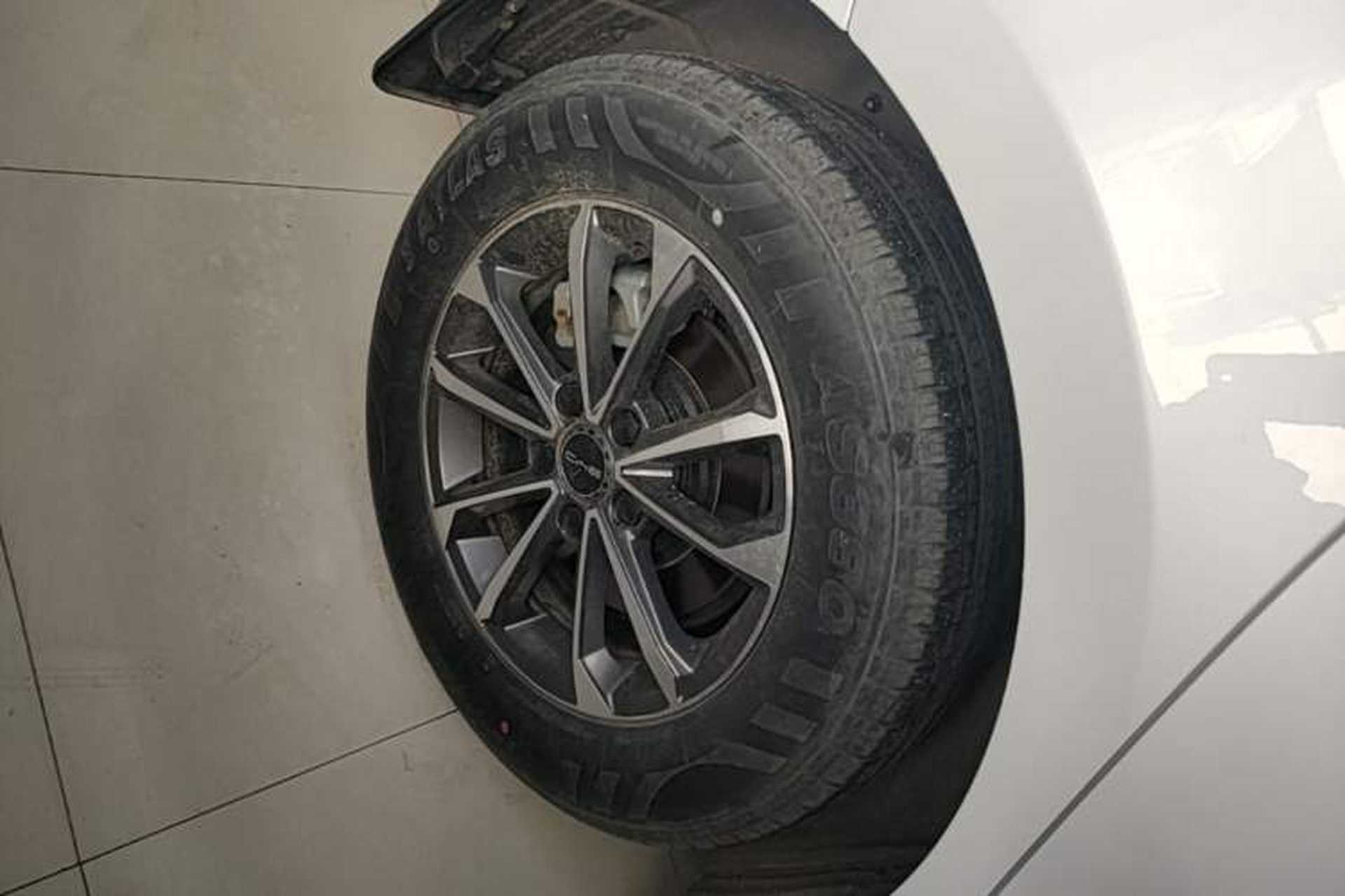 Used BYD Destroyer 05 2023 Champion Edition DM-i 55KM Luxury Model Right Rear Wheel Hub