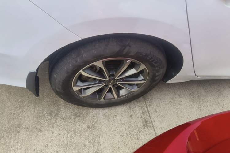 Used BYD Destroyer 05 2023 Champion Edition DM-i 55KM Luxury Model Right Rear Wheel Hub