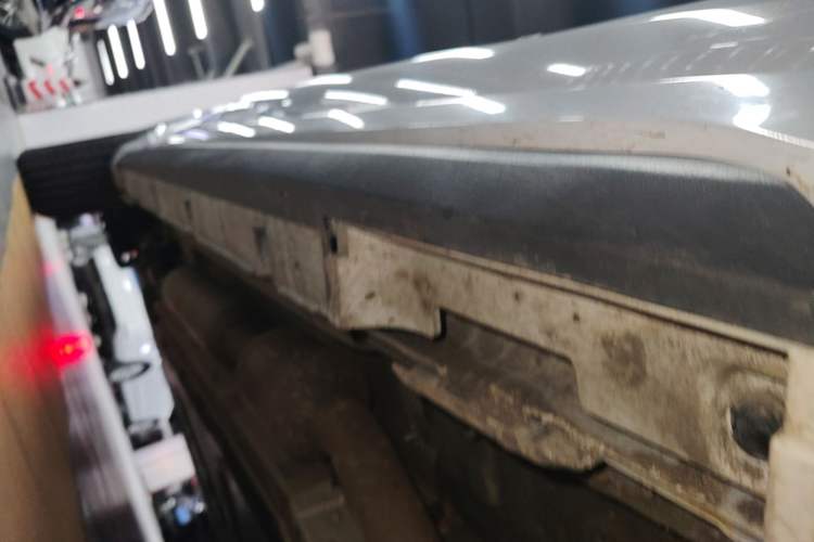 Used BYD Destroyer 05 2023 Champion Edition DM-i 120KM Luxury Model Right Side Sill