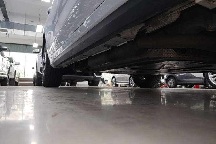 Used BYD Destroyer 05 2023 Champion Edition DM-i 120KM Luxury Model Right Side Sill