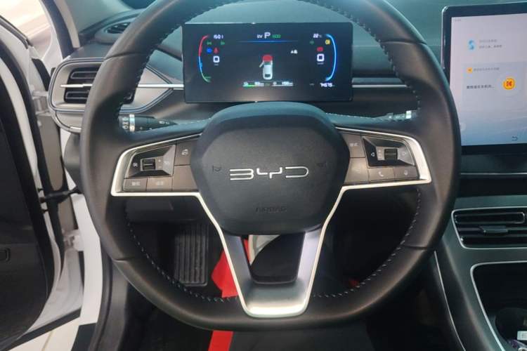 Used BYD Destroyer 05 2023 Champion Edition DM-i 120KM Luxury Model Steering Wheel